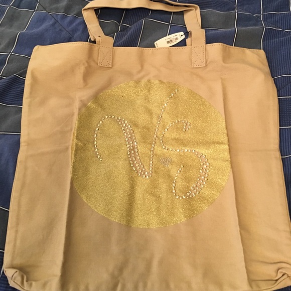 Victoria's Secret Handbags - 🌹🆕Victoria Secret Brand new Tote bag NWT👜